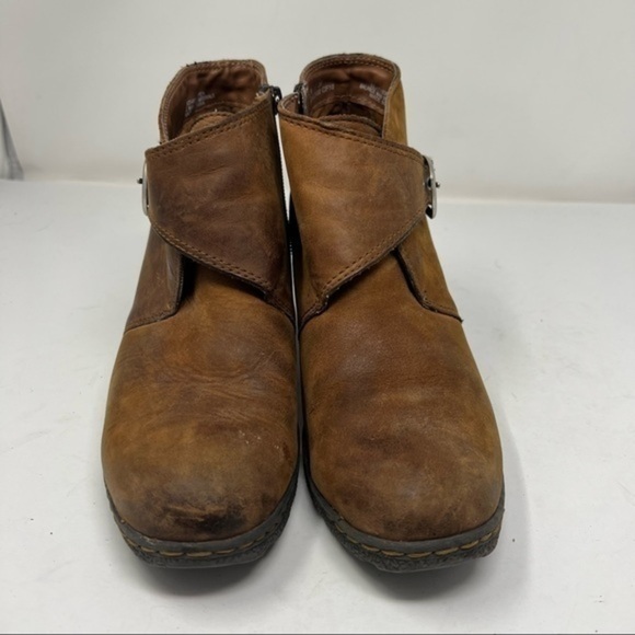 Born BOC boots Leather buckle ankle heel booties size  8 - Picture 3 of 8